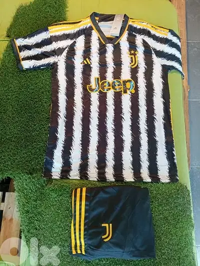 Juventus Football Home Shirt & Short (Made in Thailand)