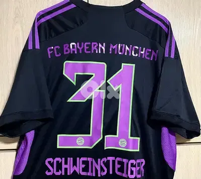 Bayern Munich schweinsteiger 31 limited edition adidas kit for 10 USD
