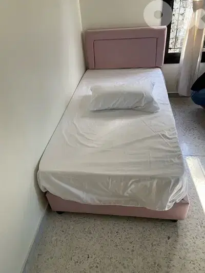 تخت منجد مفرد
