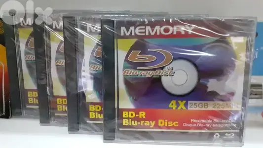 BLU-RAY DISC - R 4X 225 MIN ( Memory )