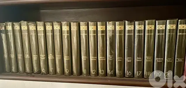 LA GRANDE LAROUSSE