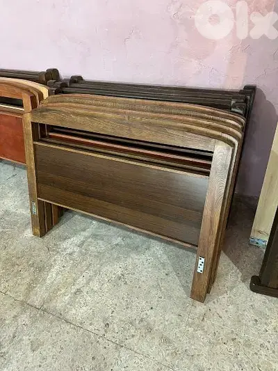 تخت مفرد ونص 120 سم سويدي خشب زان