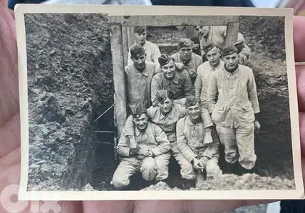 صورة مجموعة جنود ألمان نازي في استراحة محارب Nazi German Soldiers