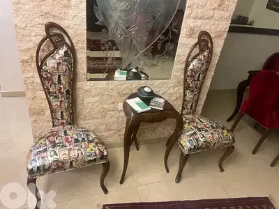 2 Chairs with one table