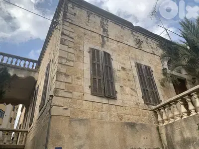 RWB100NK - Traditional standalone house for rent in the heart of Jbeil