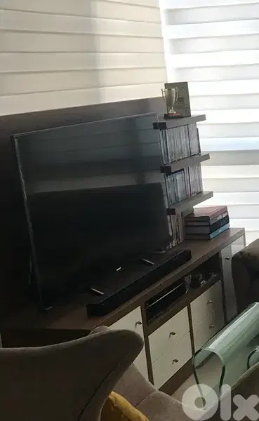 Tv cabinet in excellent condition like new