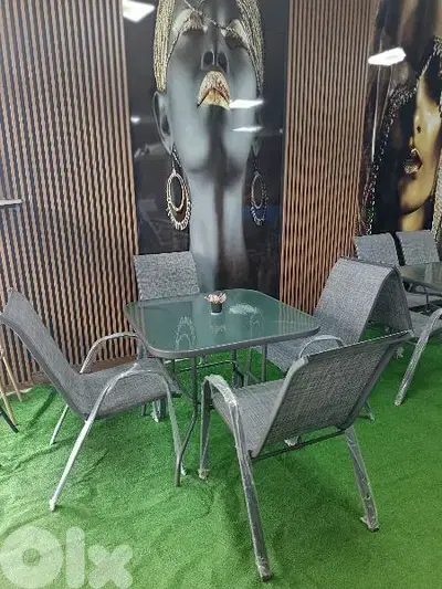 set table with 4chairs   طاولة مع 4كراسي