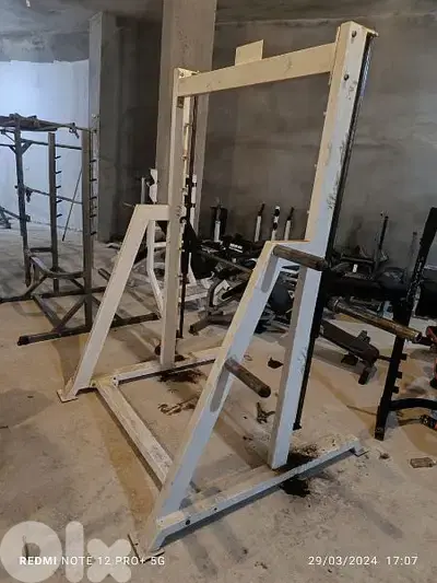 Smith machine from GEO SPORT 03027072 لدينا جميع معدات نادي