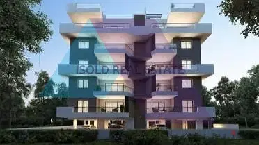 Luxurious 120 m2 apartment with a garden for sale in Larnaca