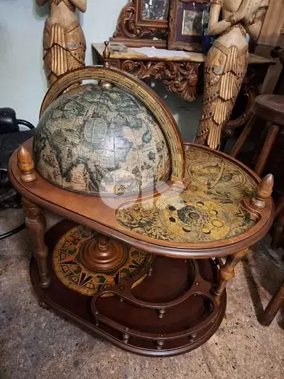 عرباية بار كرة ارضية مميزة انتيك ايطالي globe bar Italy original