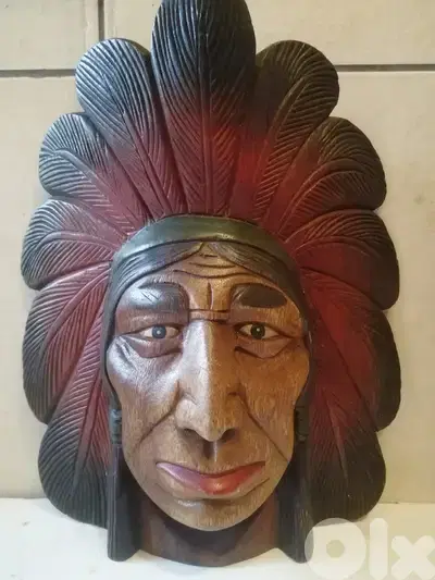 Wooden carved Indian chief 35*25 cm approx