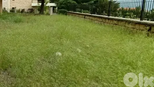 Villa for sale in Baabdat/ Garden/ View