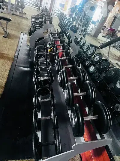 Gym for sale 03027072 GEO SPORT EQUIPMENT نادي حديد كامل للبيع