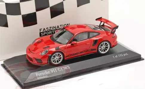 Porsche GT3 RS diecast car model 1;43.