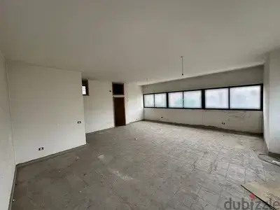 Office for sale in Jdeideh مكتب للبيع في جديدة