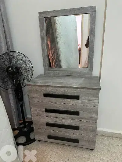 شفنيرة مع مرايا 80 سم