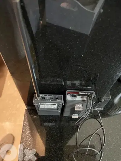 Samson wireless transmitter and wireless receiver
