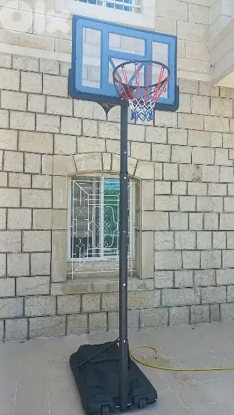 Now 130$ movable basketball hoop