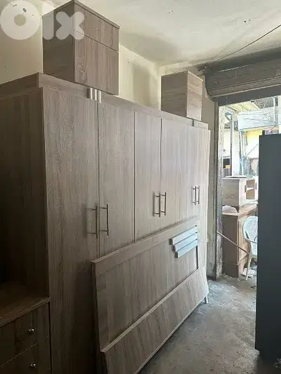 اوضة نوم موديل جديد ملبسة بالكامل من برا وجوا لون ابيض