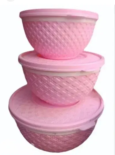 Elegant Ratin tapperwer set 4 pieces 10$