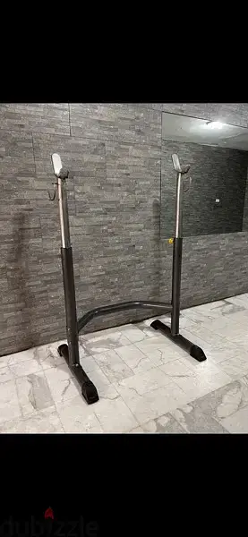 Benche and squat rack like new heavy duty