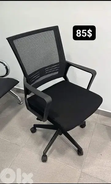 Office chairs.                                كراسي مكتب