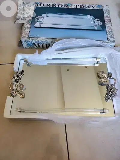 Serving tray