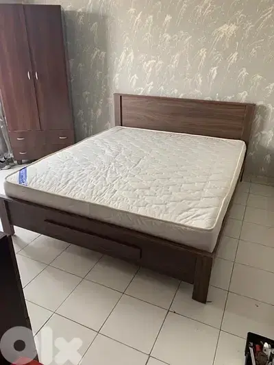 تخت مجوز مع فرشة جديدة بافضل الاسعار من المعمل