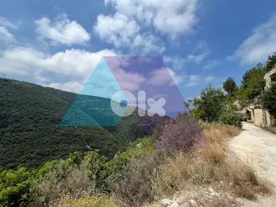 608 m2 land + open view for sale in Blat / Jbeil - أرض في بلاط جبيل
