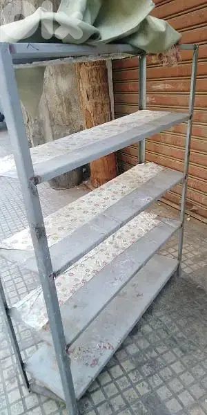 ستاند حديد قوي