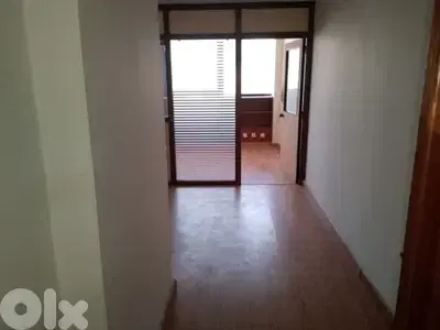 78 Sqm | Office For Rent in Hamra Sanayeh مكتب للاجار في الحمرا صنايع