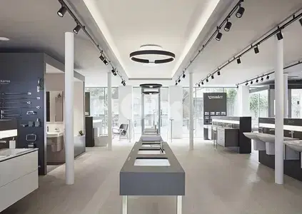 2 FLOORS SHOWROOM IN THE HEART OF DOWNTOWN (180SQ) 2 FACADES (BTR-310)