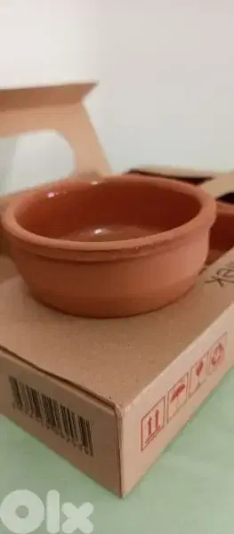 طقم كاسات فخار  للكورة و استعمالات  تانية