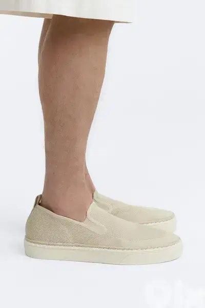 Zara Size 41 new with Tag Zara Size 41 new with Tag