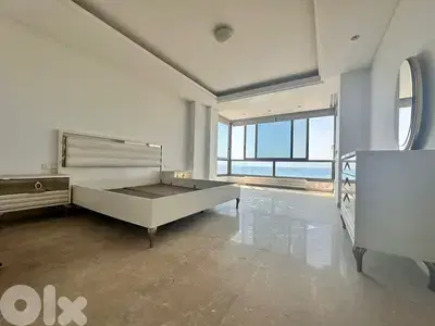 Sea View Apartment For Sale in Ramlet Al-Baydahشقة مطلة على البحر