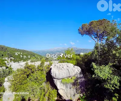 Discover Panoramic Beauty in Baabdat | Land for sale in Baabdat