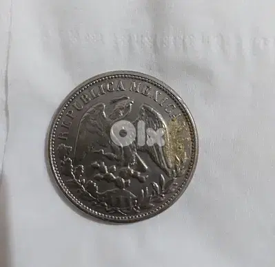 Mexican Memorial Pesos coin