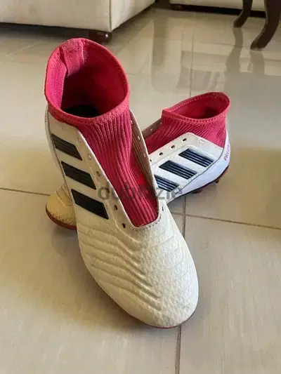football shoes original