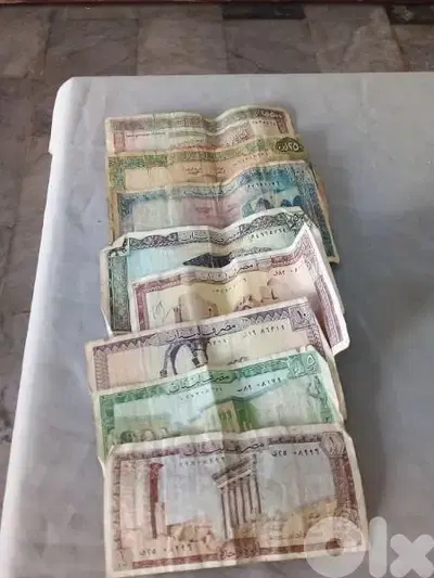 عملة لبنانية ورقية