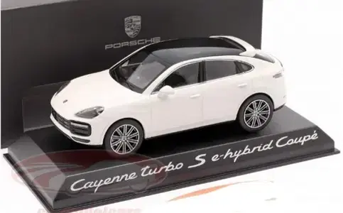 Cayenne Turbo S e-hybrid Coupe diecast car model 1;43