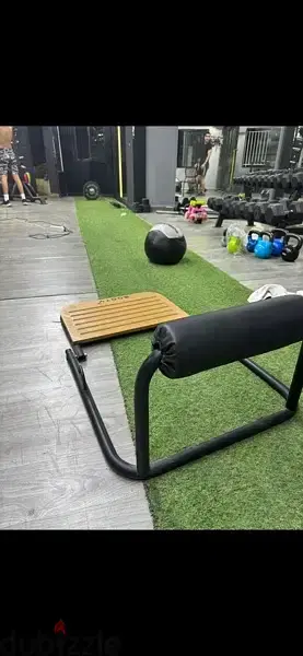 Hip thrust (Booty) like new for 70$