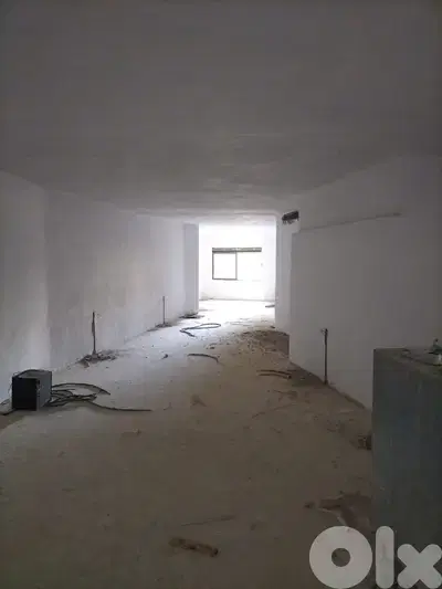 140 SQM Prime Location Used Warehouse in Hadath, Baabda