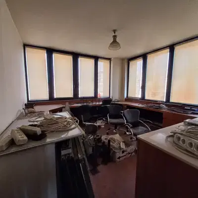 Office in prime location building in Jal el Dib for sale