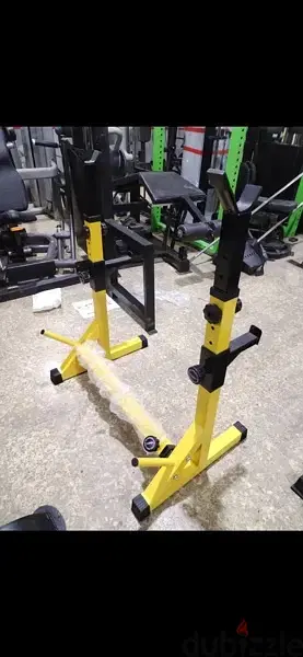Bench & Squat Rack adjustable NEW 120$ available in red & yellow