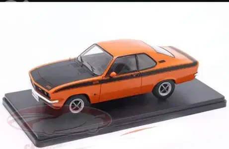 Opel Manta A GT/E 1974 diecast car model 1:24