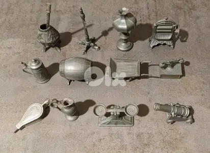 vintage miniature trinkets