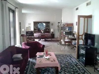 SPACIOUS APARTMENT IN ACHRAFIEH PRIME (250SQ) 3 BEDROOMS , (AC-864)