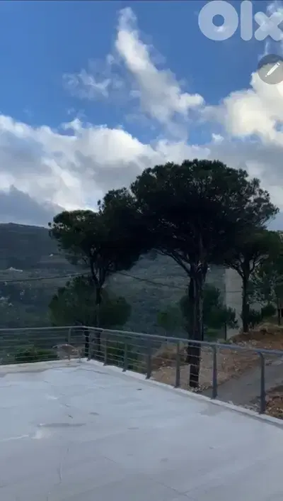 Apartment for sale in qennabet Baabdat/ View/ New/ Terrace