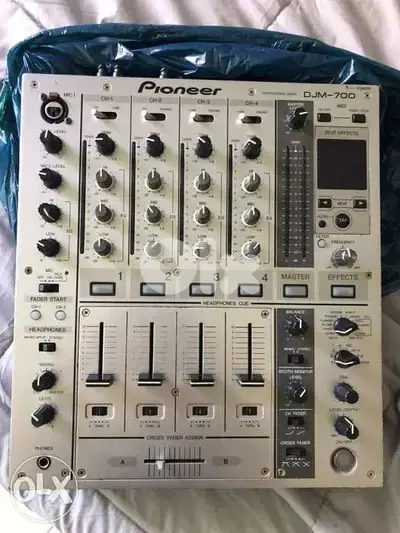 Mixer Pioneer DJM-700