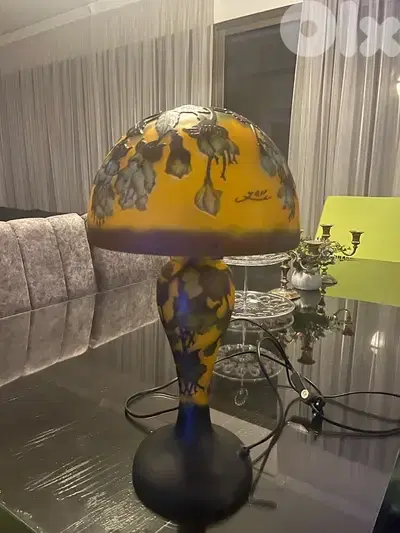 table lamp لمبادير انتيك ماركة galle الارتفاع 45cm السعر1000$ عدد (1)